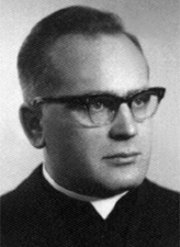RAMUSIEWICZ Czesław (1930 – 1981), ksiądz, rekolekcjonista, administrator prowincjalny 1972, sekretarz prowincjalny ds. misji 1972-74, sekretarz Rady Prowincjalnej 1972-78