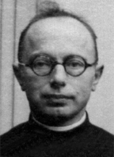 WSZOŁEK Ignacy (1901 – 1964), brat, nauczyciel w Amiens, więzień obozu w Maurice-aux-Riches Hommes k. Sens, działacz polonijny we Francji, redaktor „Głosu Misjonarza”