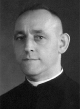 KOTLĘGA Józef Bernard (1897 – 1973), ksiądz, profesor teologii w seminarium, misjonarz w Urugwaju i Brazylii, duszpasterz polonijny we Francji