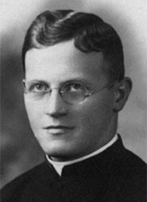 SZYKOWSKI Józef (1908 – 1945), ksiądz, radca prowincjalny, dziekan AK VI Obwodu Praga, ps. Rektor