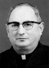 WROŃSKI Jan (1911 – 1998), ksiądz, więzień obozów Auschwitz i Dachau, duszpasterz polonijny we Francji, rekolekcjonista